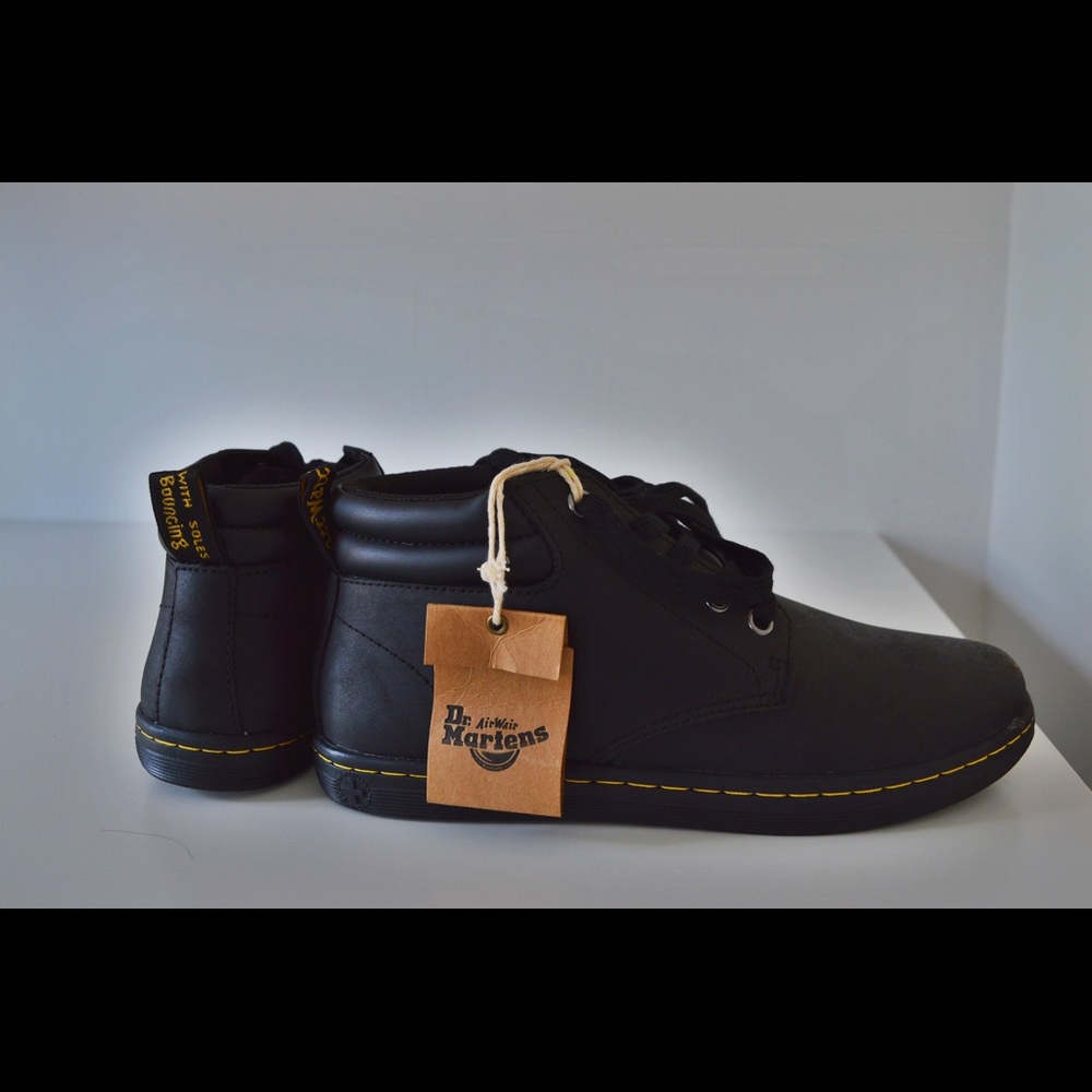 Dr. Martens Men’s Maleke Ankle Bootie